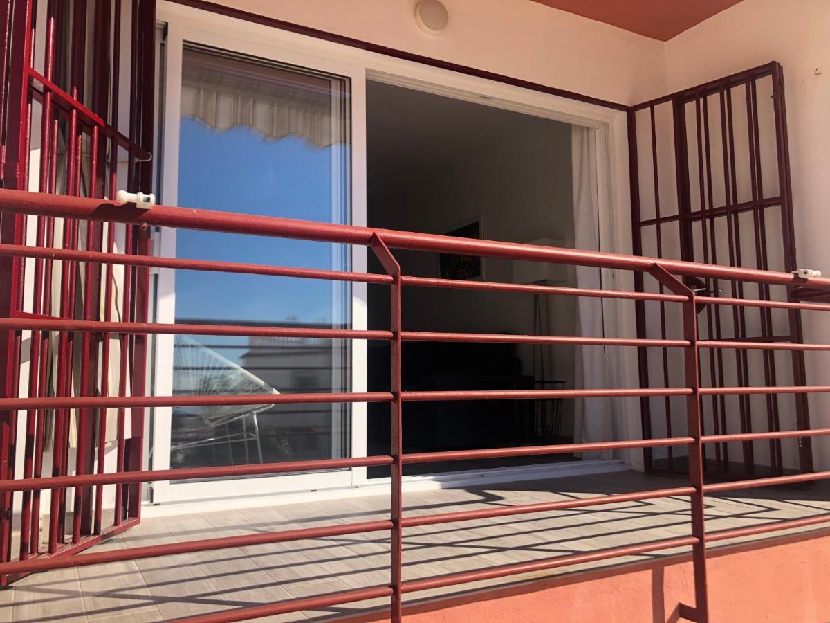 נרחה Apartamento Vistamar מראה חיצוני תמונה